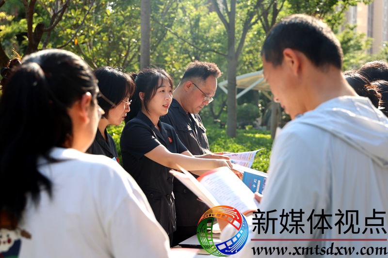 da169a73a30cb40e916d4b0e8160c51.jpg